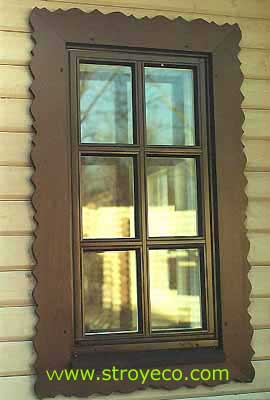  Window with carved platbands. Photo 1